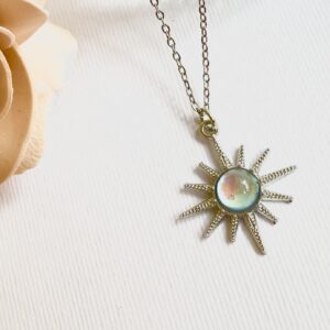 گردنبند خورشید