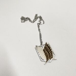 گردنبند استیل (attack on titan)
